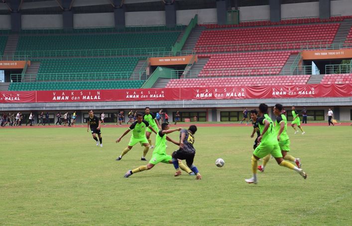 Perbaikan Rumput Stadion Patriot Chandrabaga Capai Rp 150 Juta