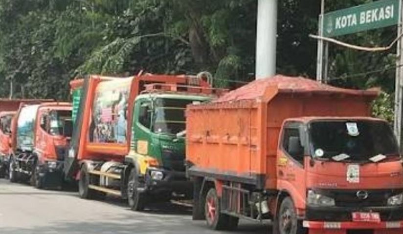 Anggaran Belum Terealisasi, DLH Mengaku Kekurangan Truk Sampah