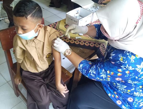 Varian Covid-19 Makin Banyak, Vaksinasi Anak Usia 6-11 Tahun Dikebut