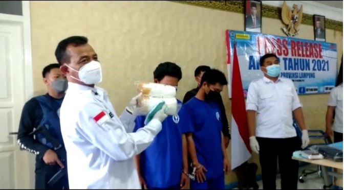 Jadi Kurir Sabu 2 Kg, BNN Tembak Wartawan Media Online