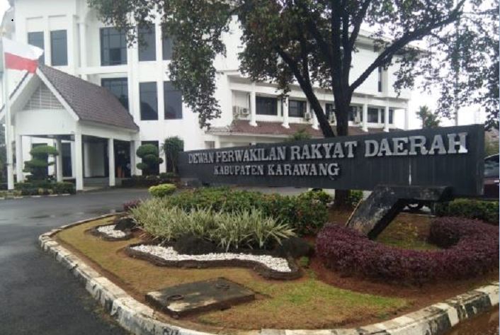 DPRD Godok Draf Raperda Pesantren