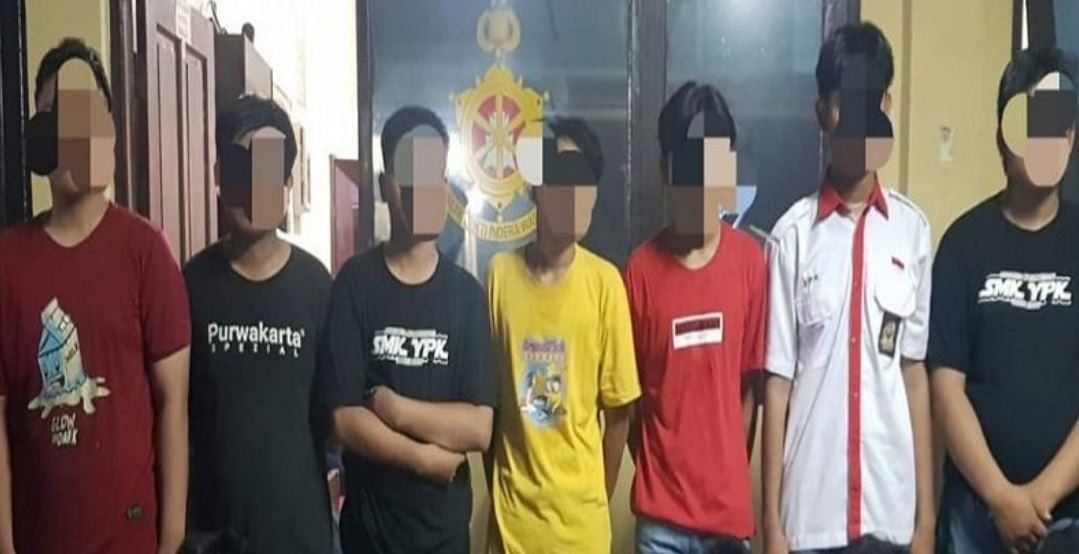 Acungkan Sajam, Belasan Pelajar SMK Asal Purwakarta Diamankan