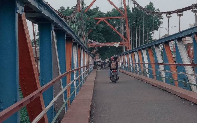 Merinding, Konon Ada Sosok Penunggu Jembatan Telukjambe yang Sering Berbisik ke Orang untuk Bunuh Diri