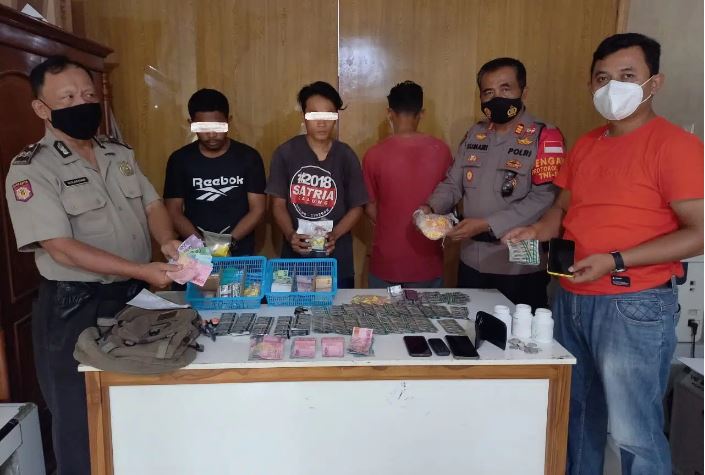 Jual Obat Terlarang, Kios di Babakan Digerebek Polisi, 3 Tersangka Ditangkap