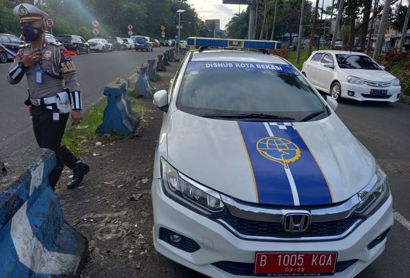 Kawal Mobil Mewah ke Puncak dan Lawan Arus, Anggota Dishub Dimutasi