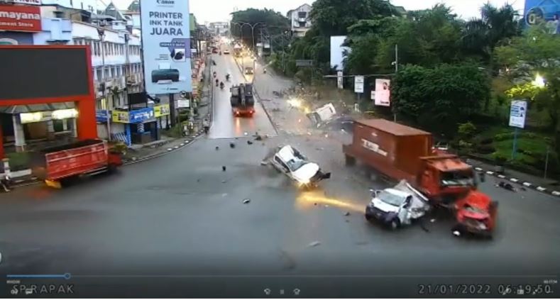 Supir Truk Ngaku Rem Blong, Lima Tewas dan Belasan Luka-luka, Ini Langkah Polri