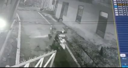 Terekam CCTV, Ini Tampang Pelaku Pencurian Sepeda Motor di Kawasan UM