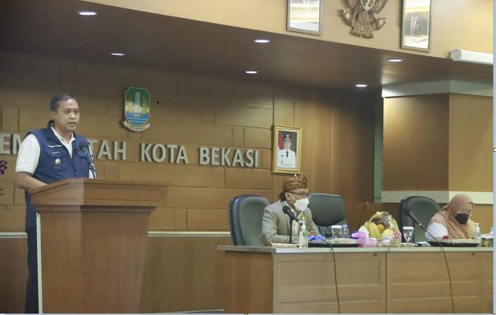 Usai Dilantik Jadi Plt Walikota Bekasi, Tri Ngebut Paparkan Konsep Pembangunan di 2023