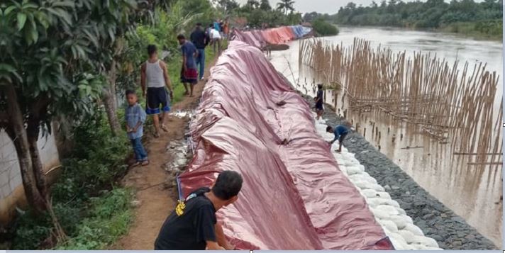 Penanganan Tanggul Jebol Sungai Citarum hanya Gunakan Terpal, DPRD Segera Panggil BBWS