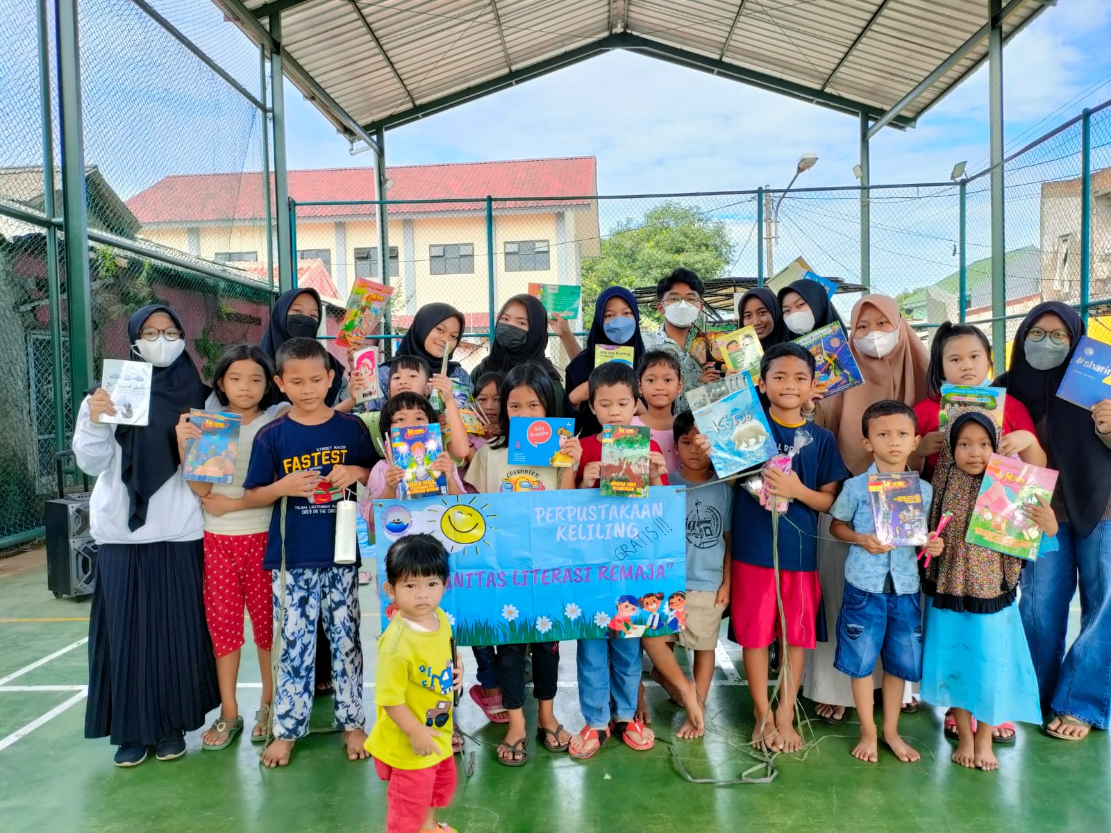 Semangat Komunitas Literasi Remaja Kembangkan Minat Baca Anak