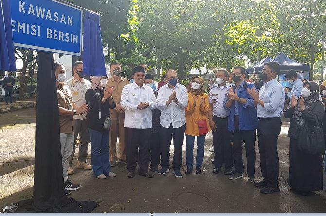 Ridwan Kamil Canangkan Kawasan Emisi Bersih, Kategori Udara di Jabar Tidak Tercemar