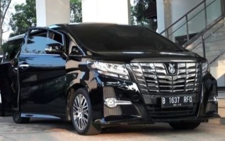 Mobil Dinas Bupati Bekasi yang Baru Harganya Rp 1.3 Miliar