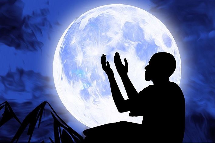 Sejarah Singkat Bulan Rajab, Bulan Istimewa Dengan Sinar Bulan Yang Terang