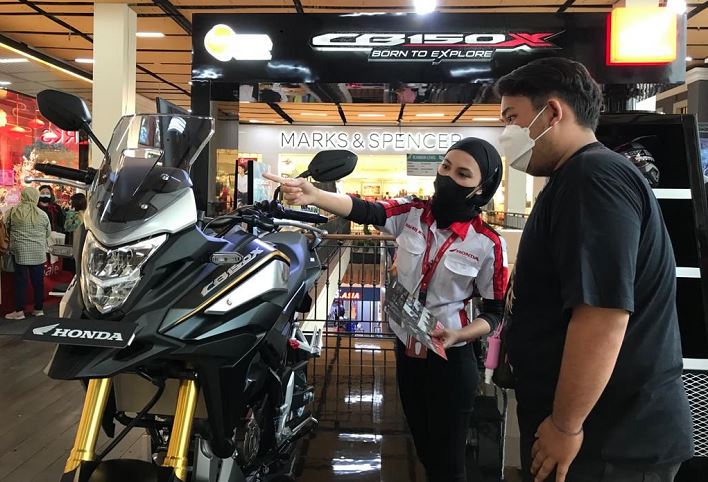 Usai Bekasi, New CB150X Sapa Warga Bandung