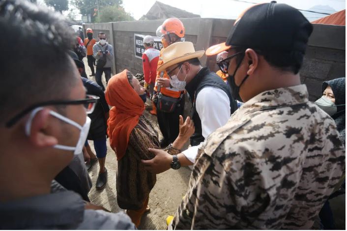 Bantu Korban Banjir Bandang di Sukabumi, Ridwan Kamil Gelontorkan Uang Rp 1,5 M