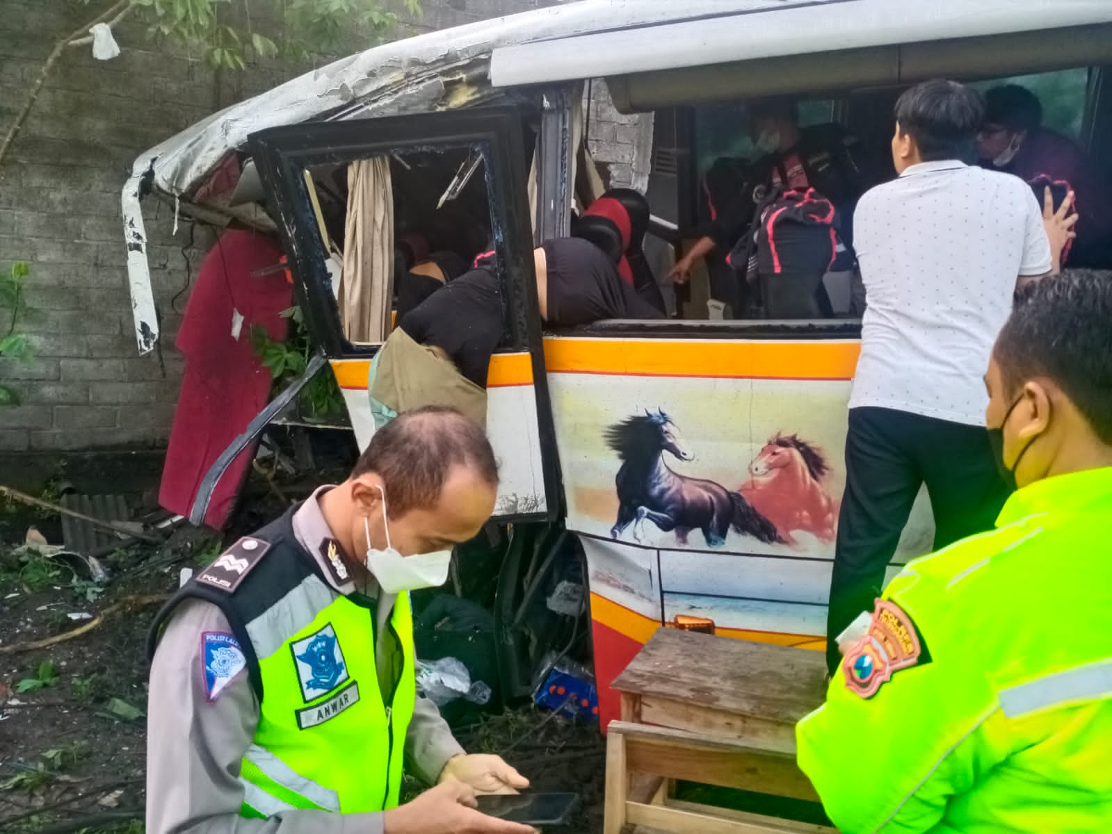 Kecelakaan Kereta Api dan Bus di Tulungagung, Berikut Daftar Korban Meninggal yang Terdeteksi