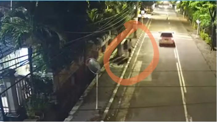 Terekam CCTV, Begal Payudara di Surabaya Mabuk Lem, SPG Hampir Diperkosa