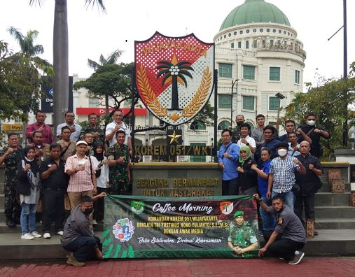 Danrem Wijayakerta Ngopi Bareng Awak Media se-Bekasi