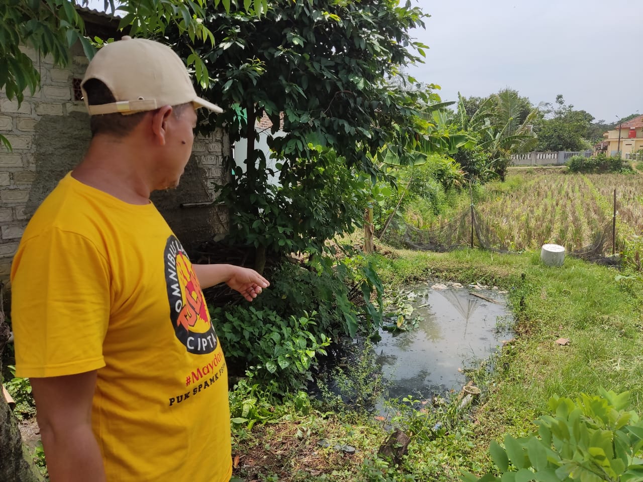 Warga Mengeluh Tidak Adanya Drainase Untuk Buang Limbah Rumah Tangga, Sejumlah Rumah Selalu Langganan Banjir