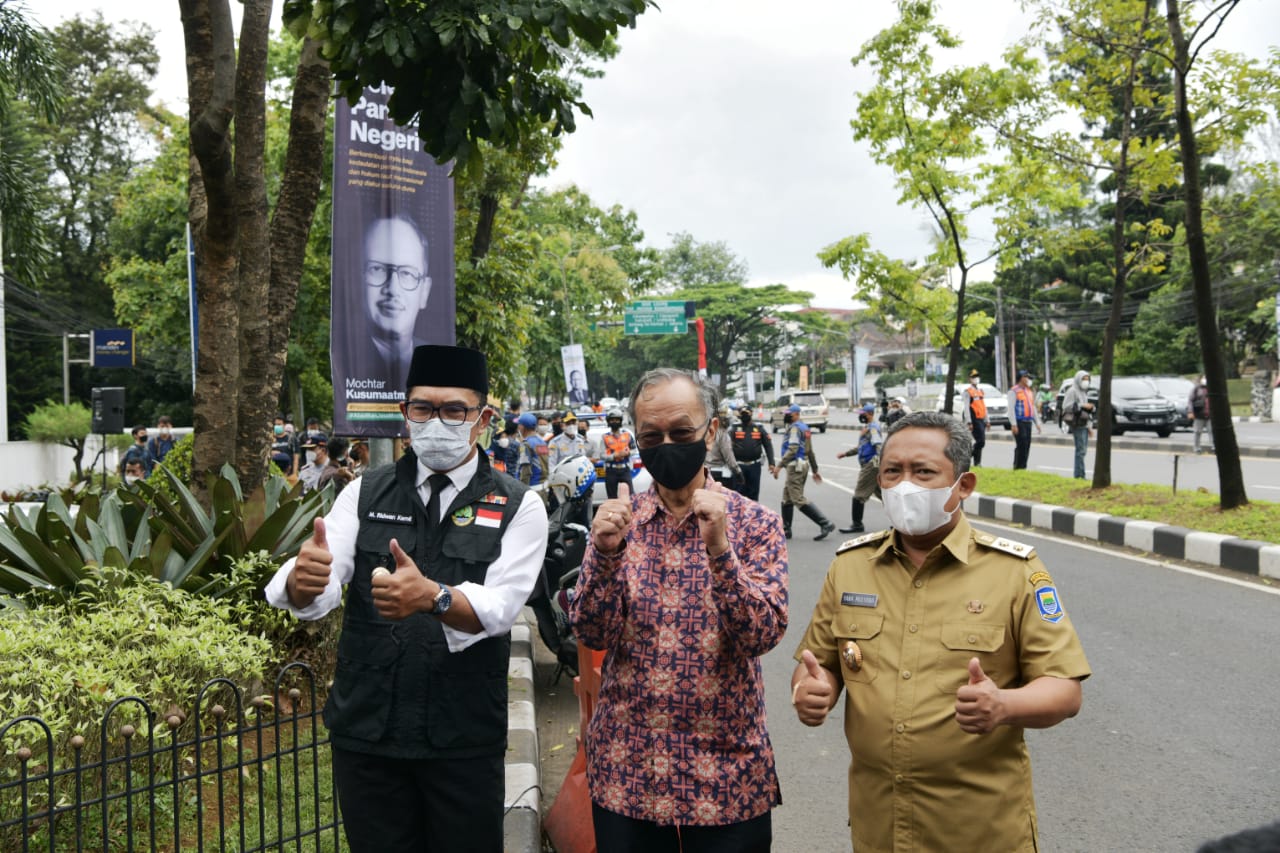 Nama Prof Dr  Mochtar Kusumaatmadja Resmi Jadi Nama Jalan Layang Pasupati Bandung