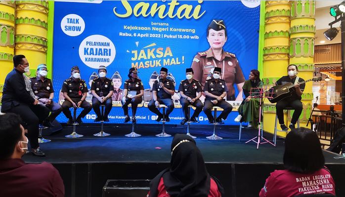 Ngabuburit, Jaksa Masuk Mal : Bikin Talk Show Hingga Lauching si-Jaka Versi Terbaru