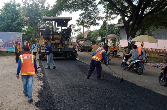 Perbaikan Jalan Cikalong-Cilamaya Sudah Rampung 100 Persen