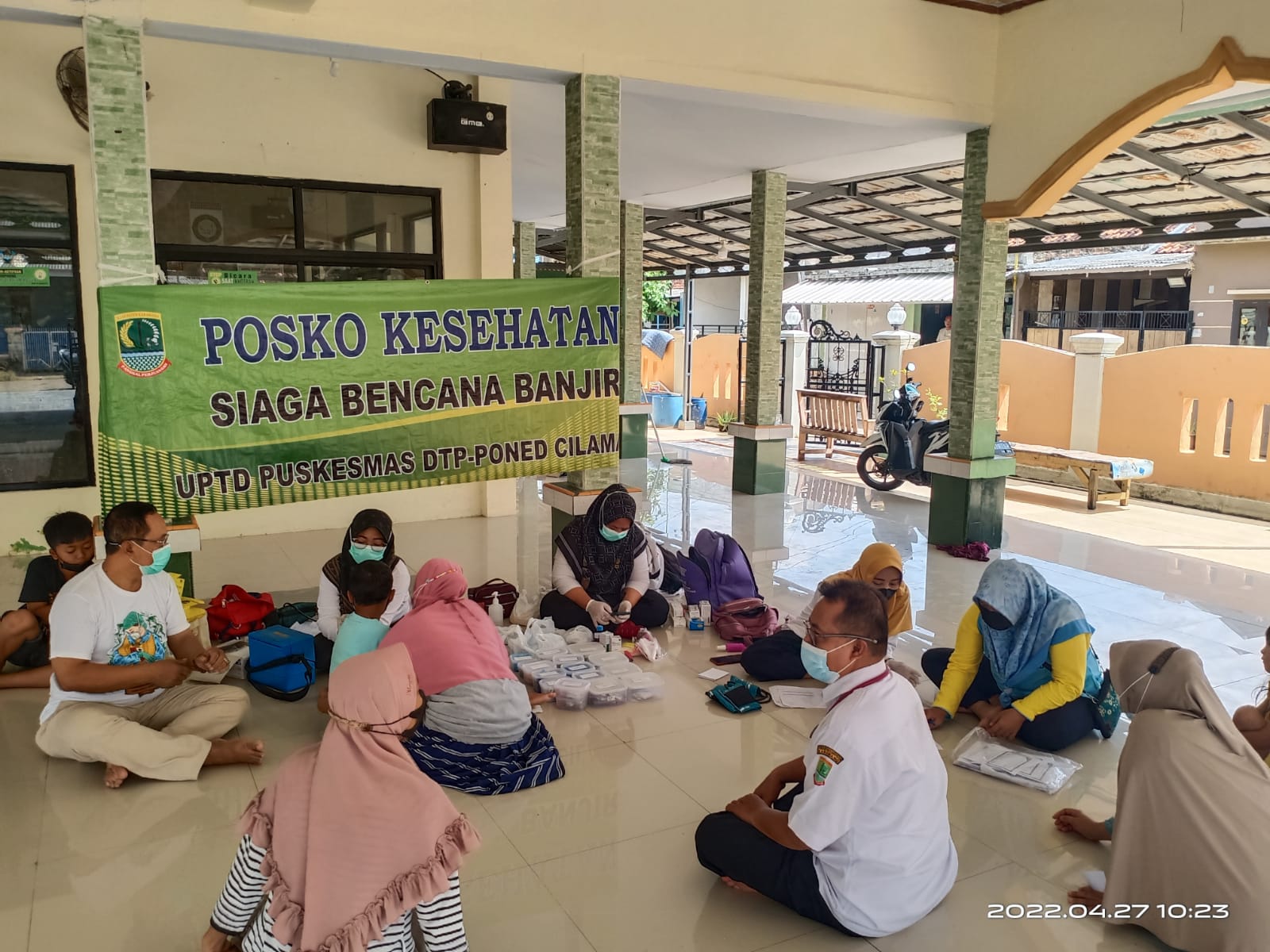 Pasca Banjir, Puskesmas Cilamaya Dirikan Posko Kesehatan