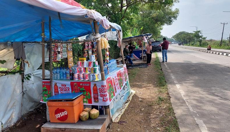 Dua Lebaran Libur Melapak, Kini Pedagang Dadakan Bermunculan Lagi : Modal 200 Ribu, Bisa Untung Rp 5 Juta