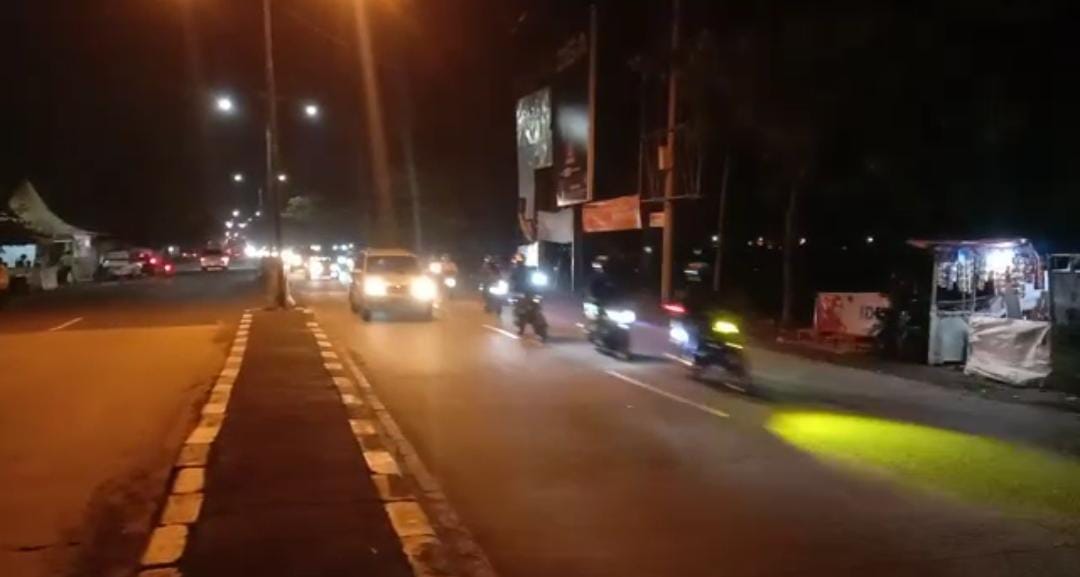 Akibat One Way di Tol Jakarta-Cikampek, Jalur Arteri Karawang Macet Parah, Polres Terjunkan Tim Pengurai, Hasi