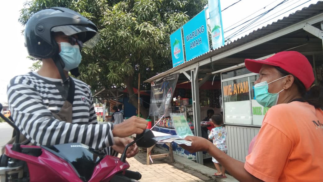 Jasa Penukaran Uang untuk Lebaran Mulai Beroperasi di Jalur Mudik Karawang