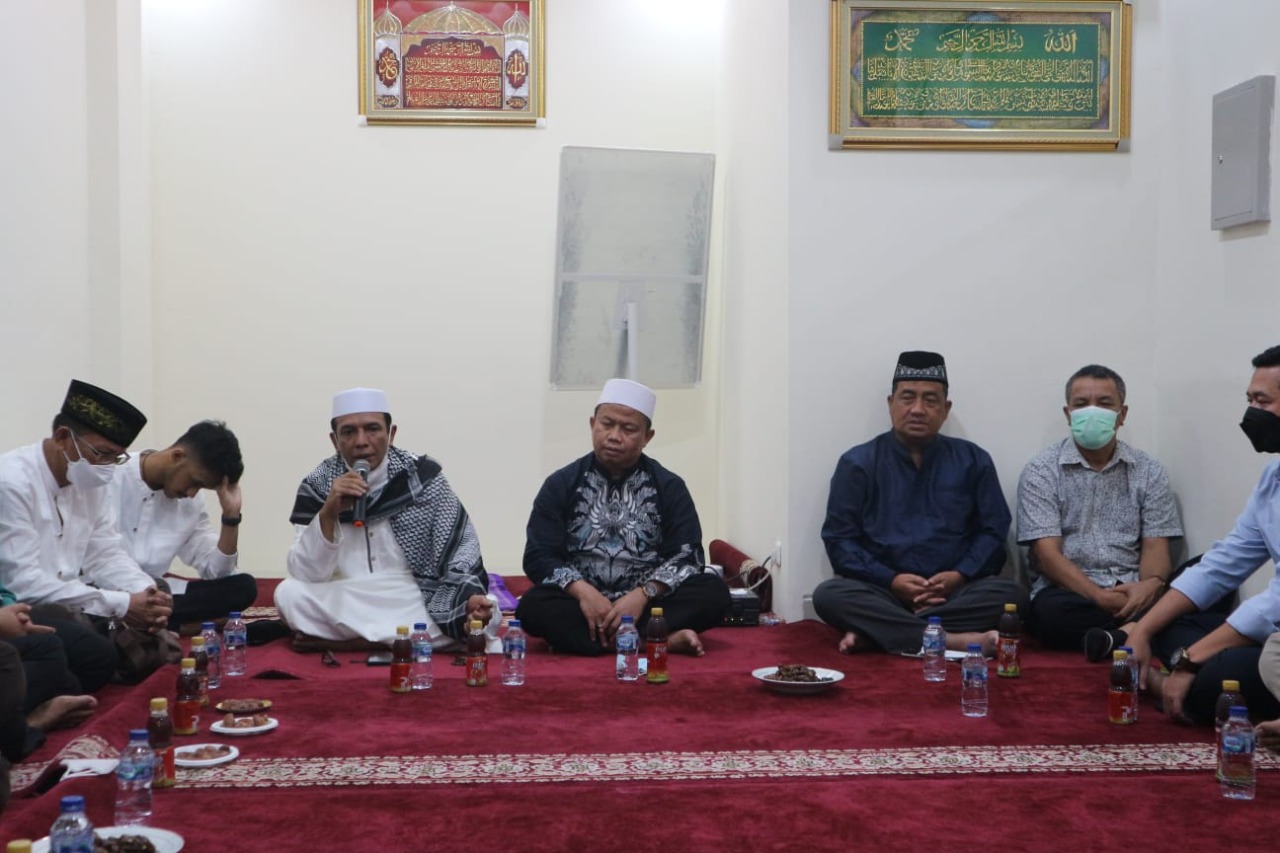 Karyawan Tenang Jaya Sejahtera Dapat Siraman Rohani dari Habib Abdillah bin Zedh bin Hasan bin Sholeh Alaydrus