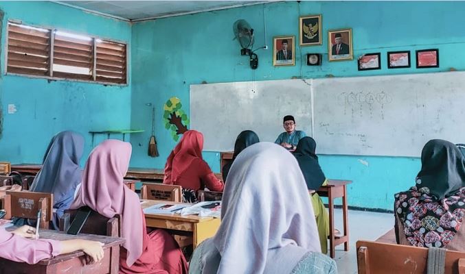 SMAN 1 Cilamaya Sambut Smartren Ramadan Luring