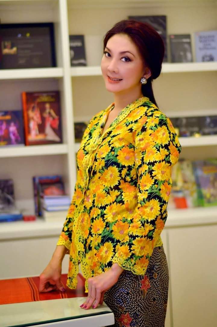 Inilah Sosok Aylawati Sarwono, Wanita yang Diduga Temani Gatot