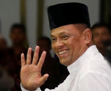 Ketika Jenderal Gatot Diserang 'Foto Bareng Wanita di Kamar'Â