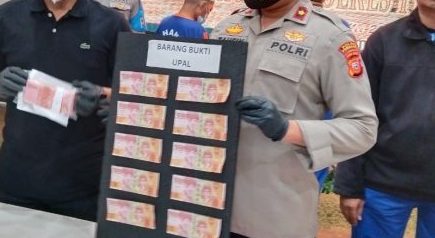 Bareskrim Mabes Polri Menangkap 3 Pembuat dan Pengedar Uang Palsu di Karawang