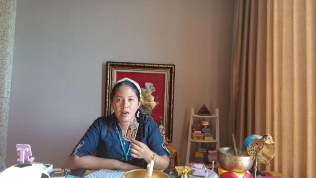 Pawang Hujan Rara Ngaku Dapat Pesan Khusus dari Roh Eril, Katanya Semoga Keluarga Tetap Bahagia, Deuh....!