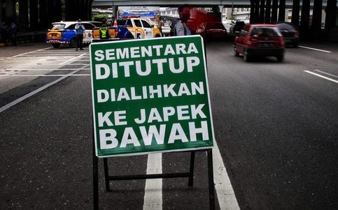 Malam Ini, Tol Layang MBZ Japek Arah Cikampek Ditutup Â