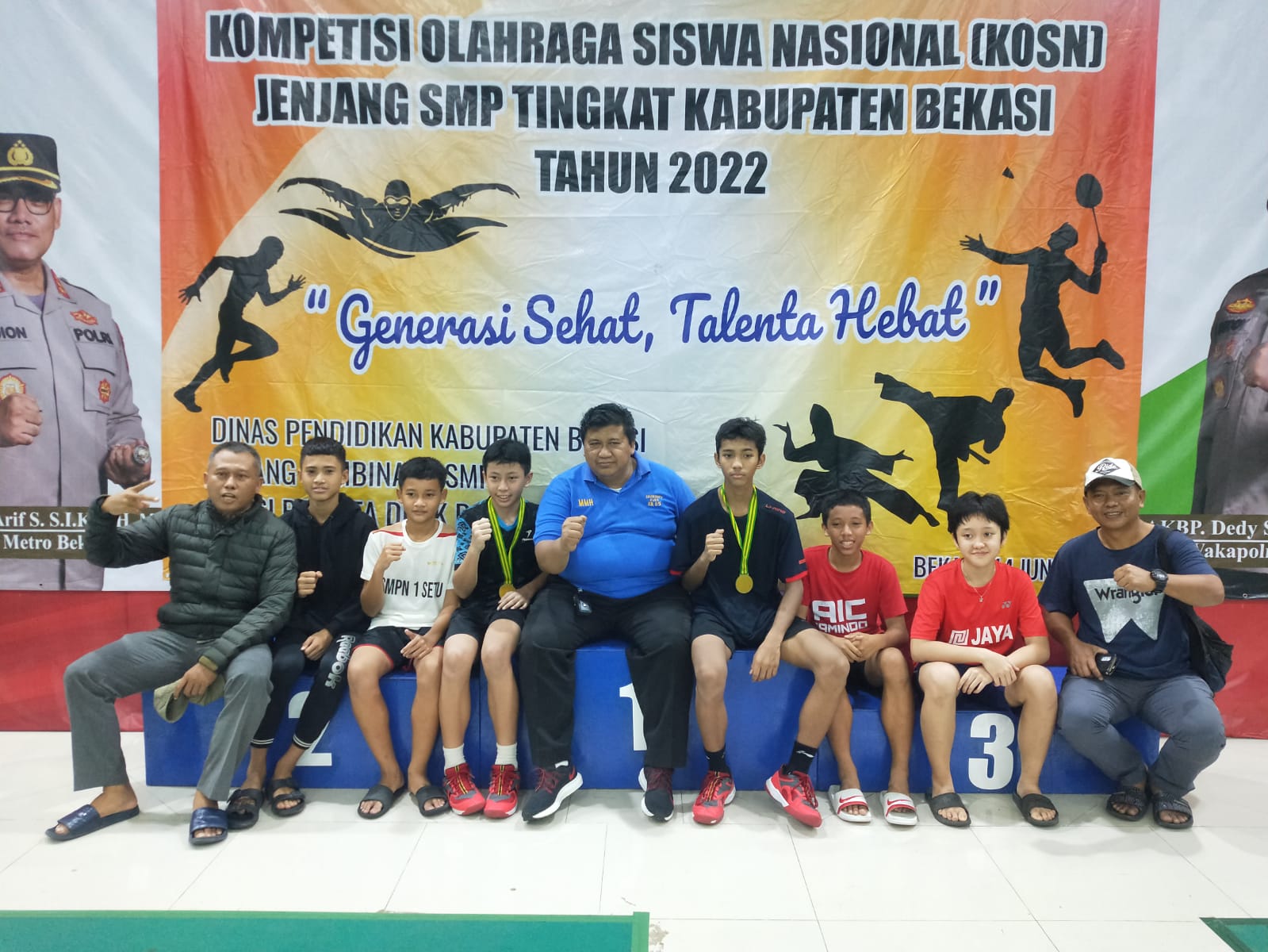 SMPN 1 Setu Juara Umum KOSN