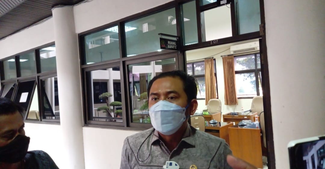 DPRD Karawang Minta DLHK Tinjau Air Sumur Warga yang Menghitam