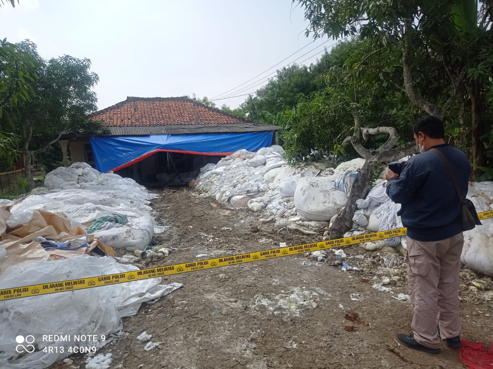 Warga Rawamerta Diteror Bau dari Penyimpanan Limbah Popok Bayi