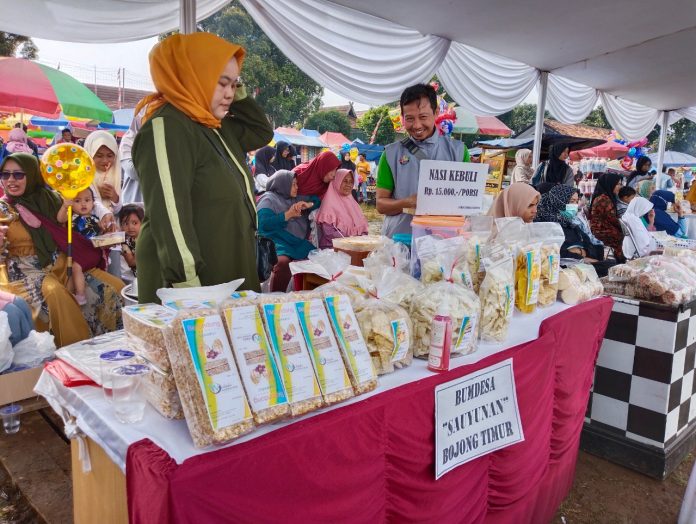 Meriahkan Hari Bhayangkara, Polres Purwakarta Gelar Bazar UMKM