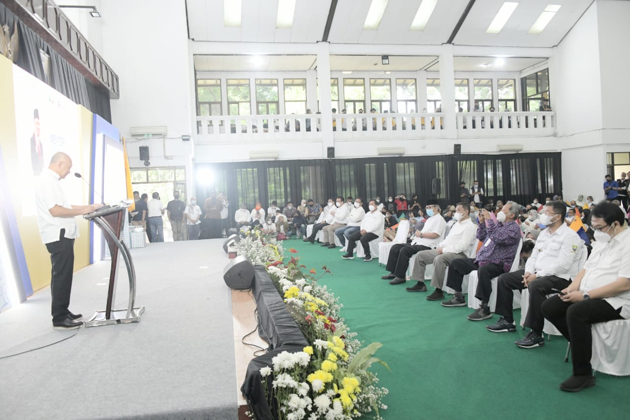 Menkop Sebut Tingkat Kesadaran Masyarakat untuk Beroperasi Masih Rendah