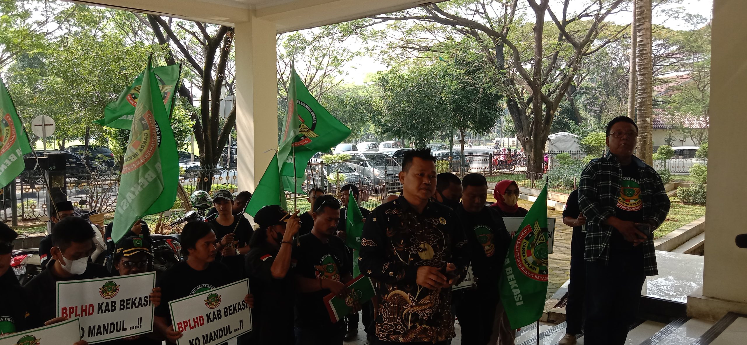 DLH Apresiasi CAKRA Bekasi Atas Pengawasannya Terhadap Lingkungan