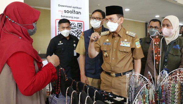 Pj Bupati Dorong Peningkatan Produksi UMKM Bekasi