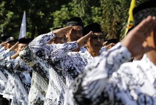 Pemkot Bekasi Kekurangan Guru SD dan SMP