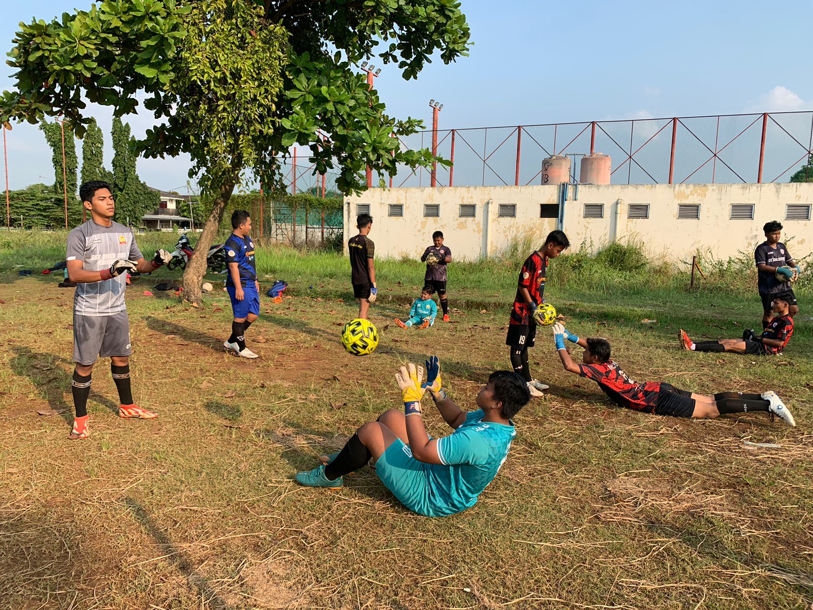 Melihat dari Dekat Sekolah Kiper Tempat Penjaga Gawang Timnas Dilatih di Kota Karawang