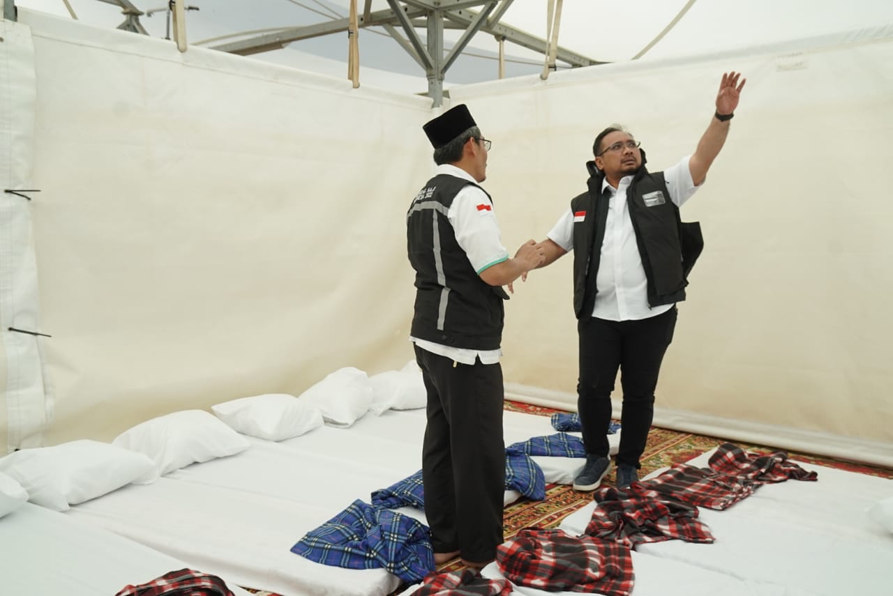 Jemaah Haji Indonesia Mulai Tiba di Arafah, Talbiyah Menggema