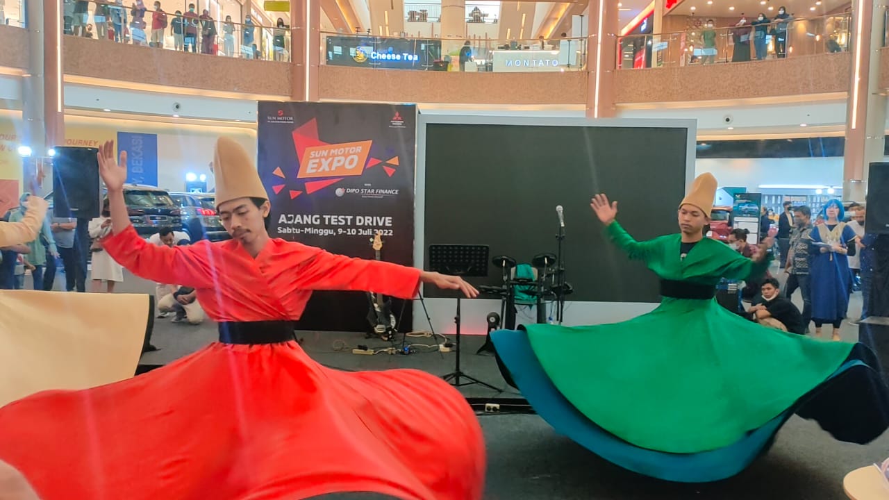 Sun Motor Expo di Summarecon Mall Bekasi Dimeriahkan Tarian Sufi Hingga Test Drive Berhadiah