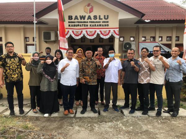 Parpol Jangan Nakal, Bawaslu Karawang Pantau Sispol