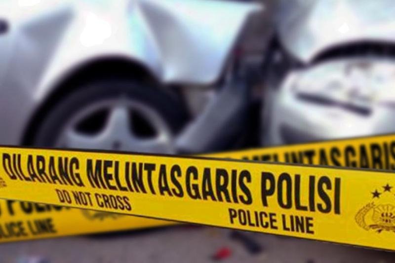 Truk Muatan Terigu Terguling di Tol Cipularang